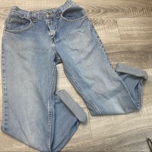 Vintage Lee MOM jeans high rise straight light wash 28